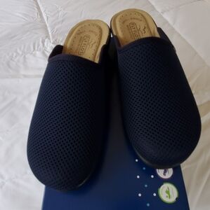 Flyflot Womens Navy Slip-On Shoes